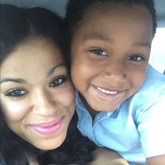 Meet your Posher, Jordan - Picture 3 of 8